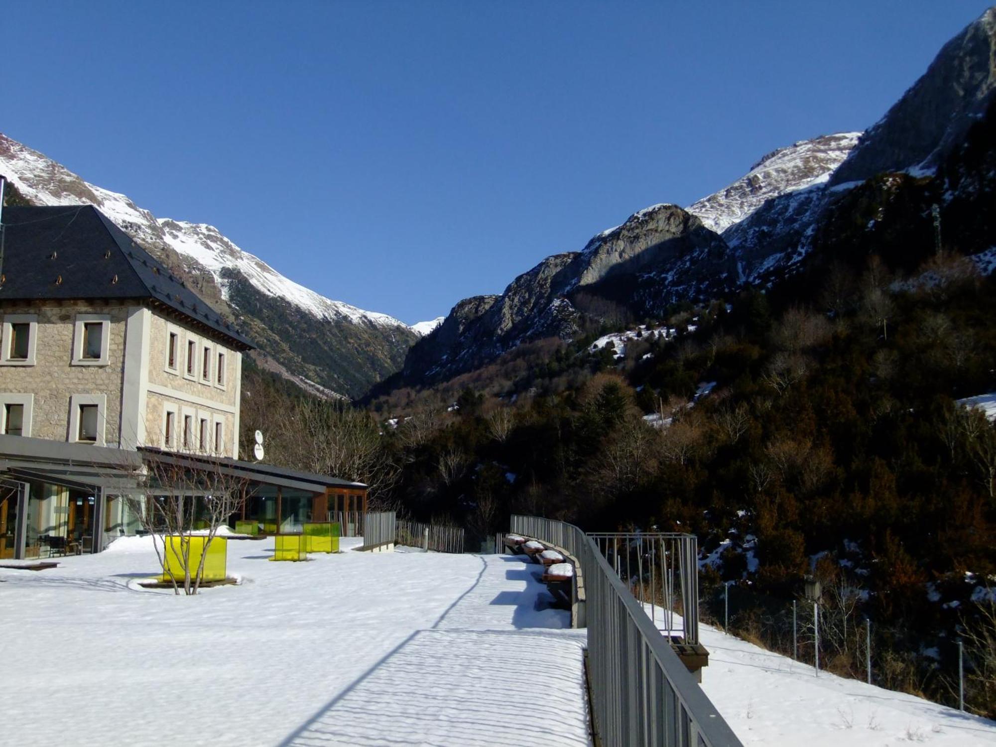 Hotel Santa Cristina Petit Spa Canfranc Kültér fotó