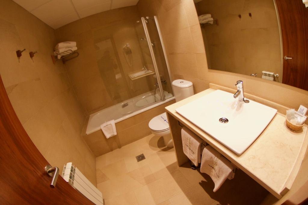 Hotel Santa Cristina Petit Spa Canfranc Kültér fotó