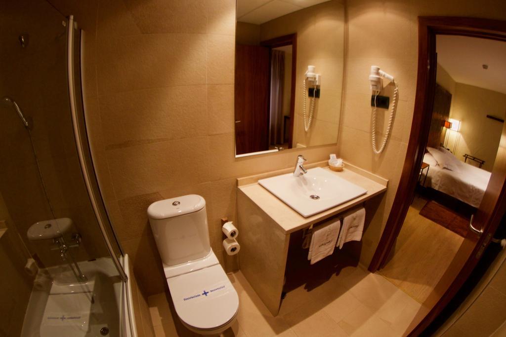 Hotel Santa Cristina Petit Spa Canfranc Kültér fotó
