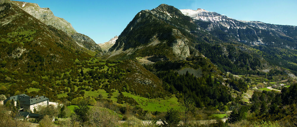 Hotel Santa Cristina Petit Spa Canfranc Kültér fotó